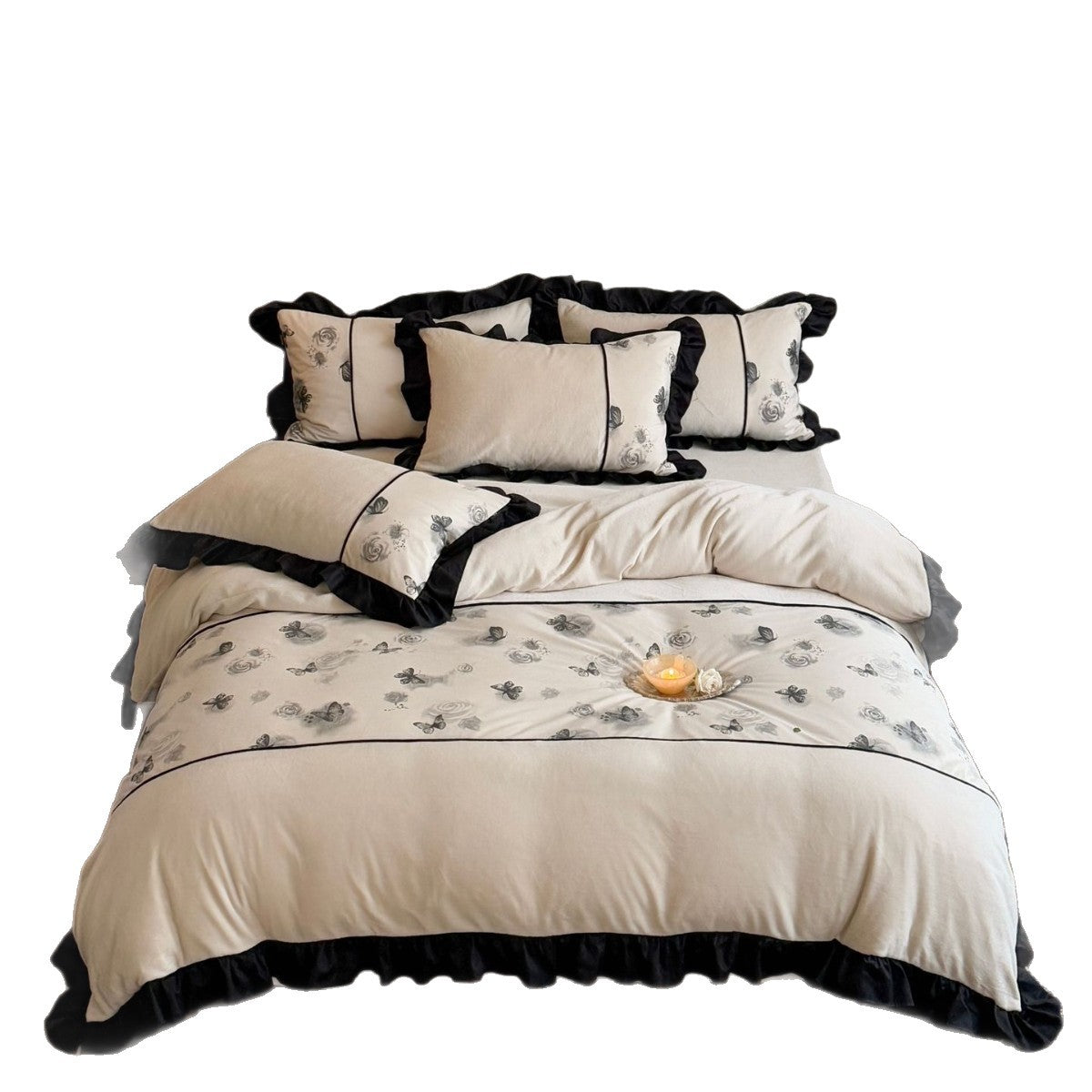 Luxurious bedding set LoungeYard — product view 5