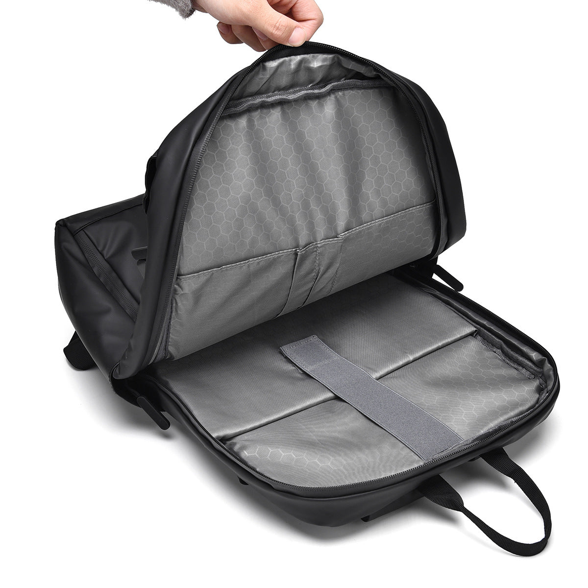 Versatile Travel Backpack LoungeYard — product view 4