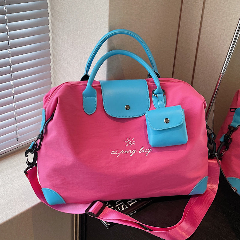 Women's multifunctional travel bag with detachable shoulder strap LoungeYard — product view 6