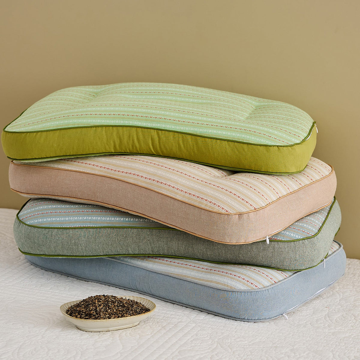 Ergonomic Neck Support Pillow with Breathable Filling LoungeYard — product view 1