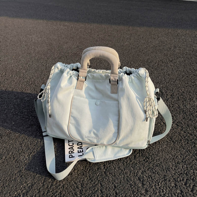 Multi-Functional Travel Duffel Bag with Adjustable Strap LoungeYard — product view 3
