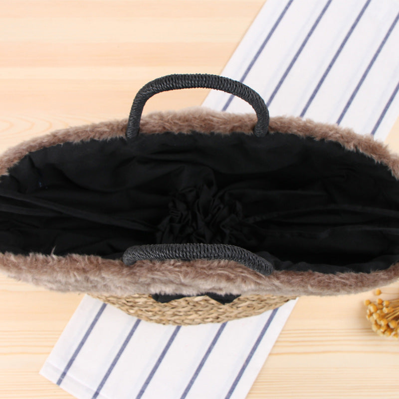 Braided handbag with luxurious faux fur trim LoungeYard — product view 4