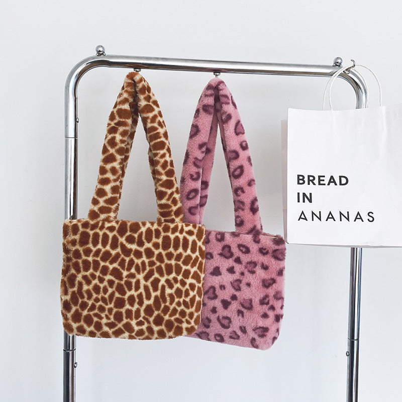Plush Leopard Print Handbag — product view 3