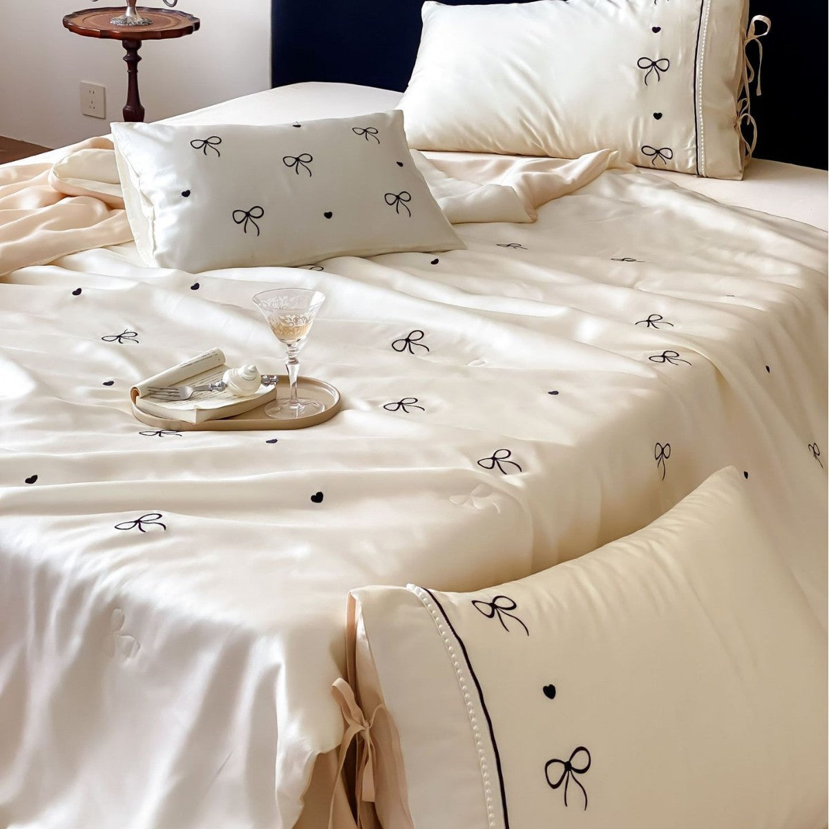 Fine silk look cotton satin bed linen set with delicate ribbon embroidery and ties — product view 2