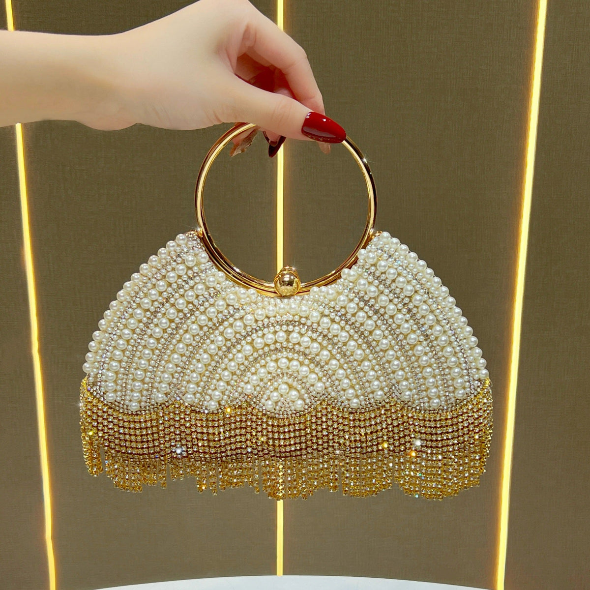 Elegant Pearl Evening — product view 2