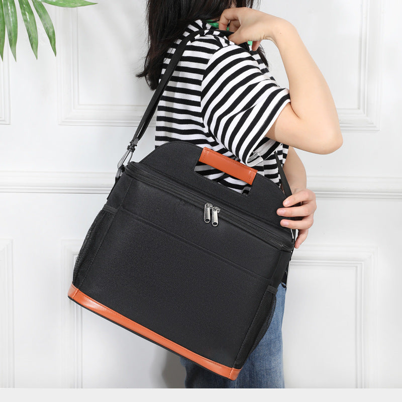 Insulated Lunch Bag — product view 2