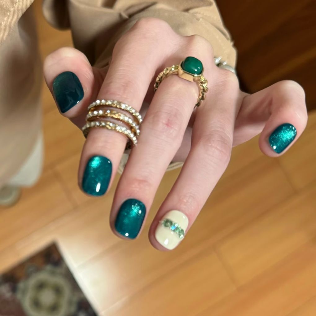 Premium Glossy Nail Art Extensions — product view 5