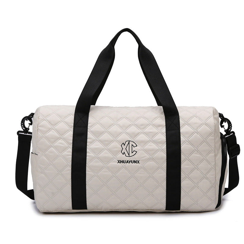 Stylish and Functional Travel Bag LoungeYard — product view 7