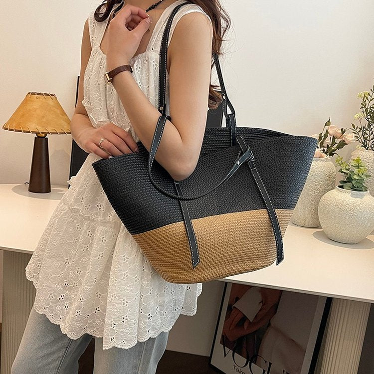 Tote bag in modern material mix LoungeYard — product view 1