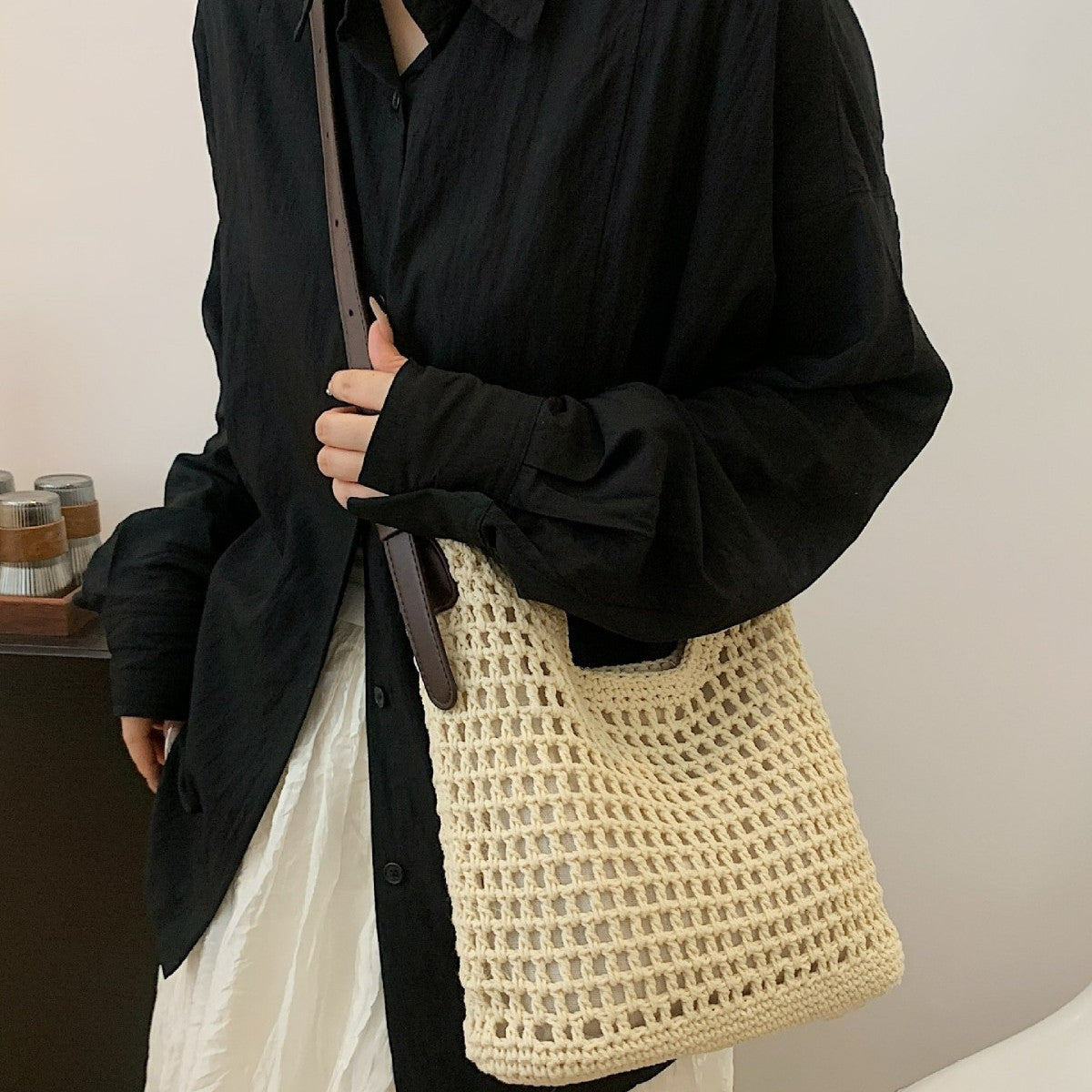 Sustainable Beach Shoulder Bag LoungeYard — product view 3
