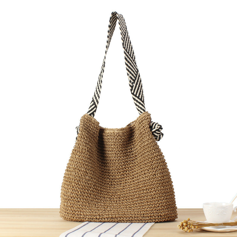 Elegant Beach Bag in Handmade Design LoungeYard — product view 5