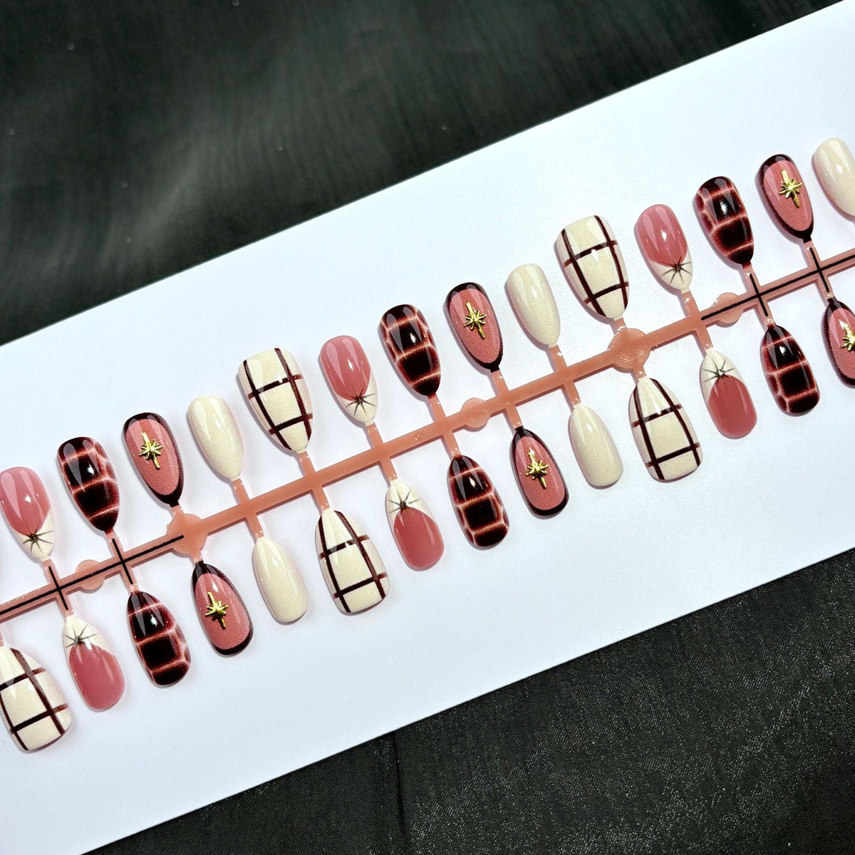 Creative Nail Design Press-On Set — product view 2
