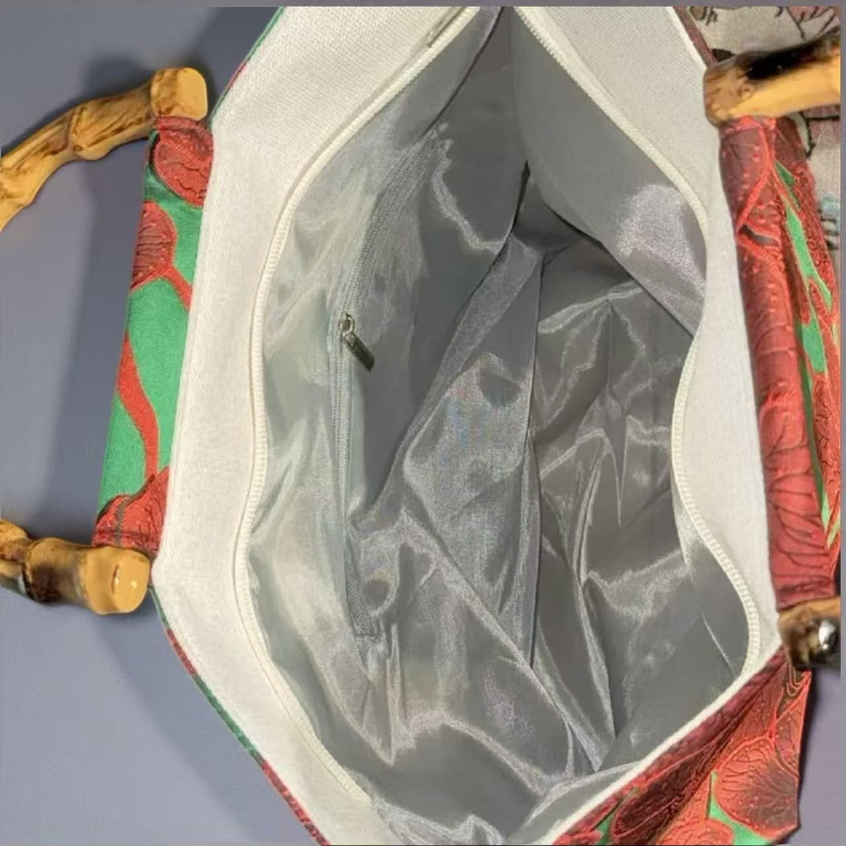 Designer handbag LoungeYard — product view 3