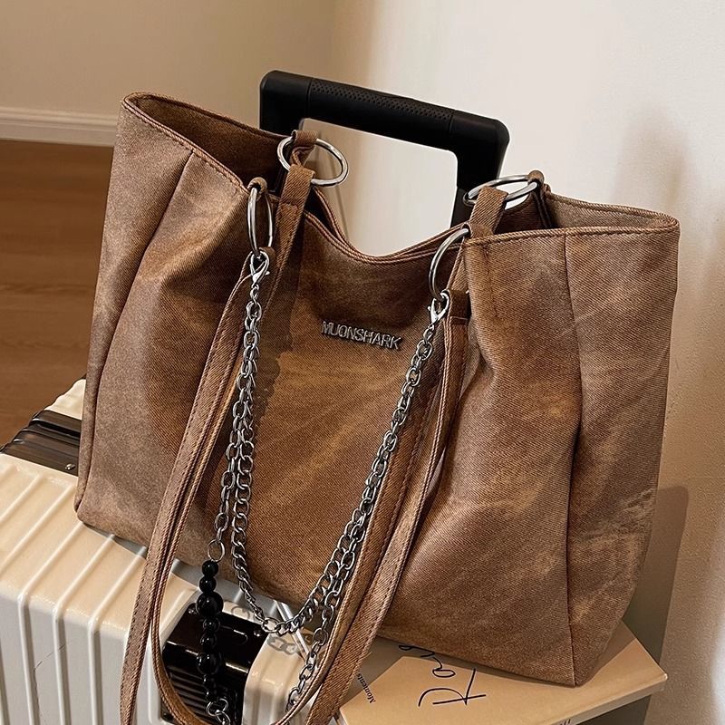 Stylish Tote Bag LoungeYard — product view 7