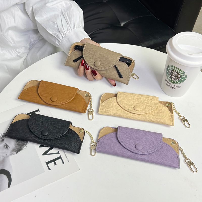 Textured Leather Zip Coin Purse LoungeYard — product view 4