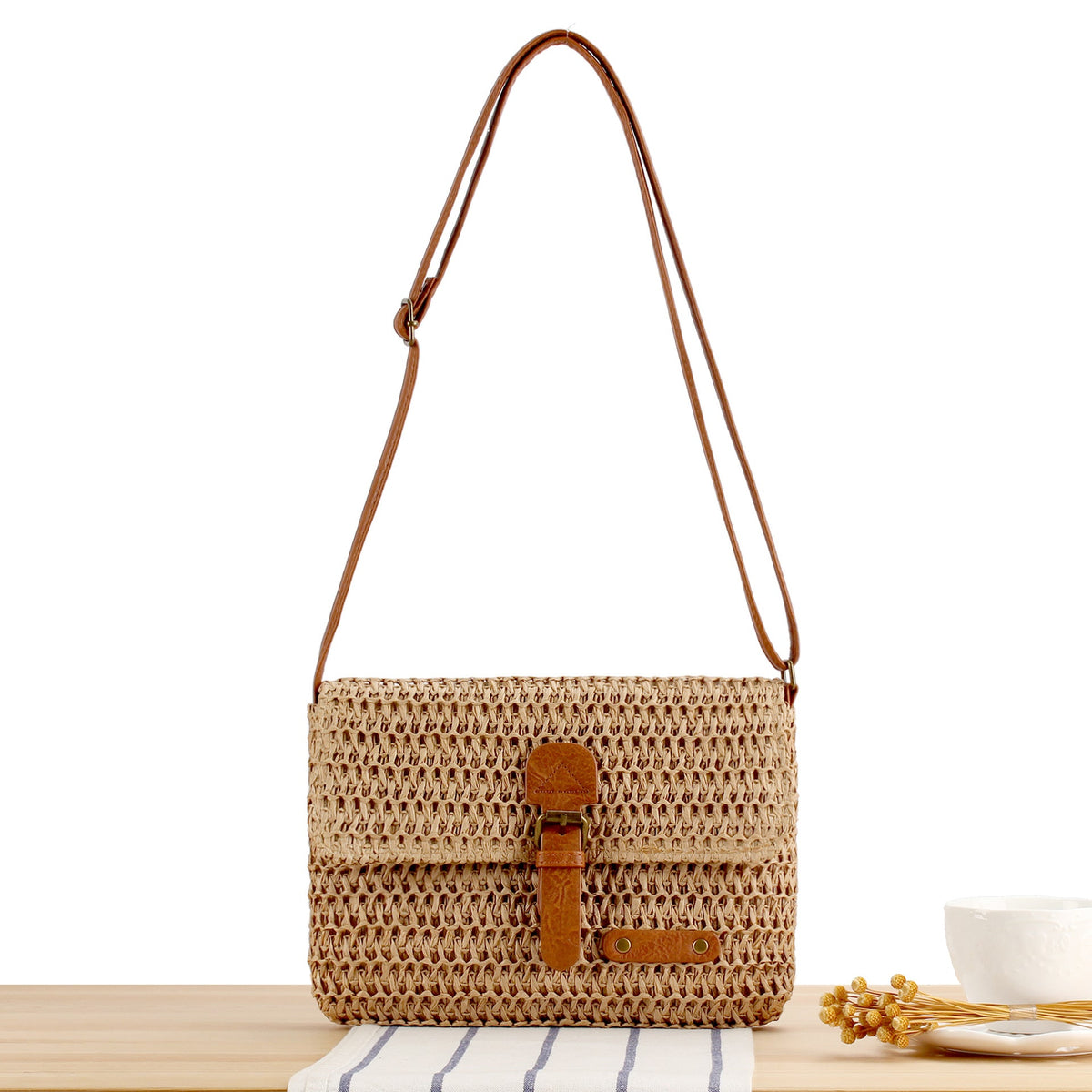 Handbag with Smart Closure System and Adjustable Strap LoungeYard — product view 6