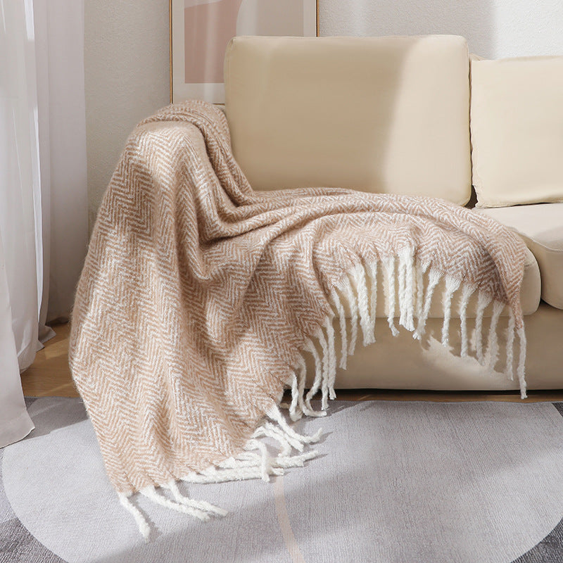 Stylish Herringbone Throw Blanket — product view 3