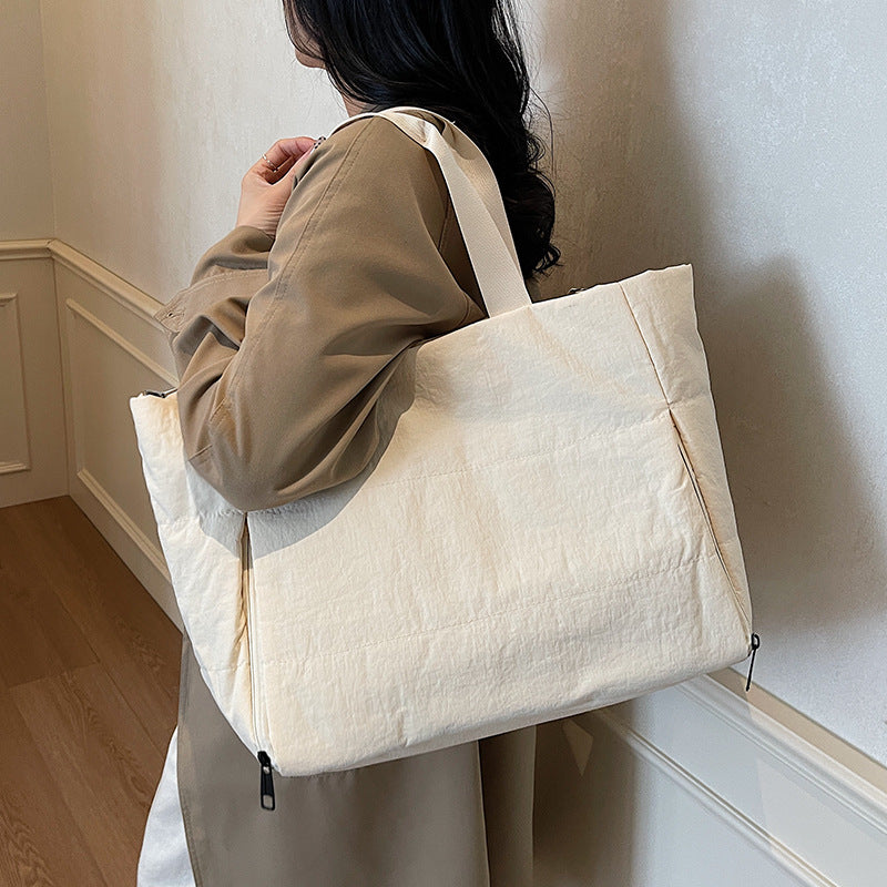 Spacious Utility Tote Bag — product view 3