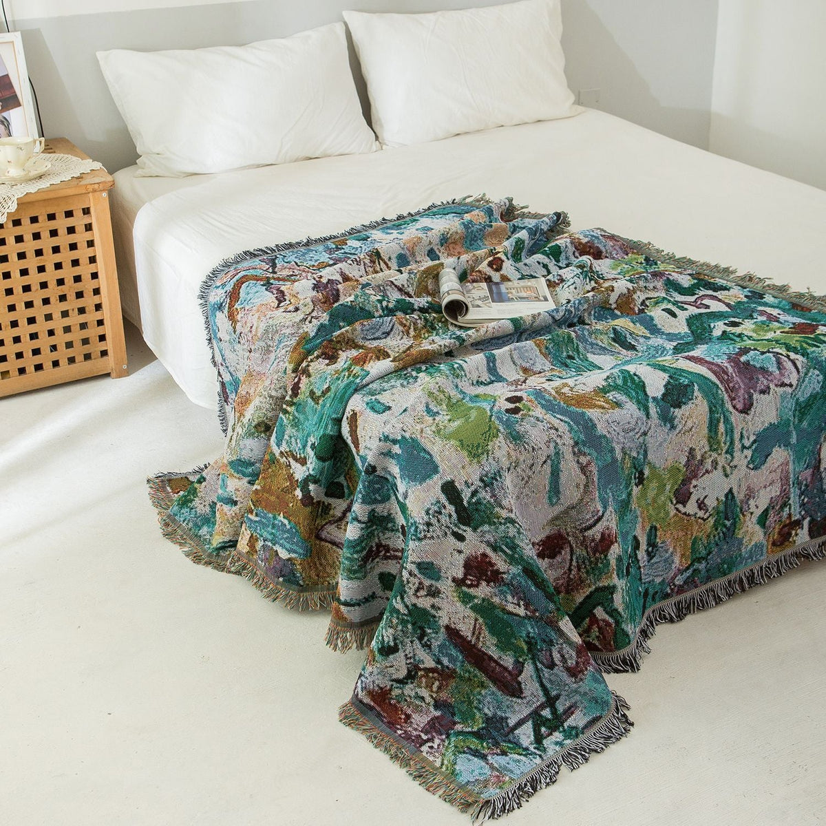 Floral Woven Throw Blanket — product view 4