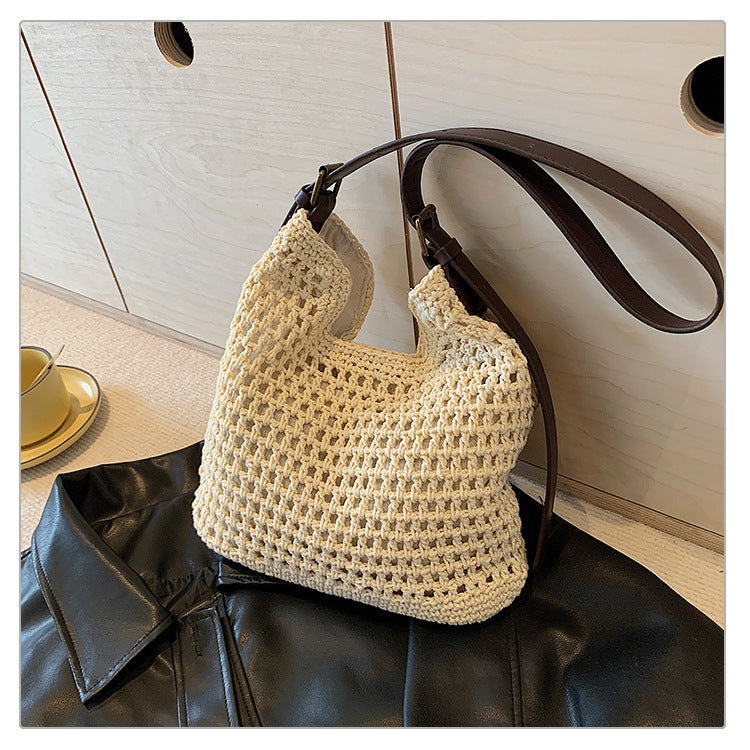 Sustainable Beach Shoulder Bag LoungeYard — product view 1