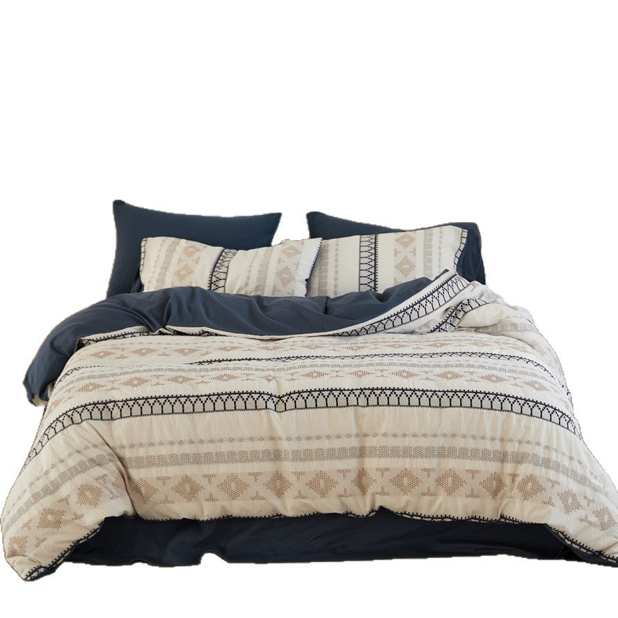 Bedding set made of cotton blend fabric with woven ethnic motif and reversible design — product view 5