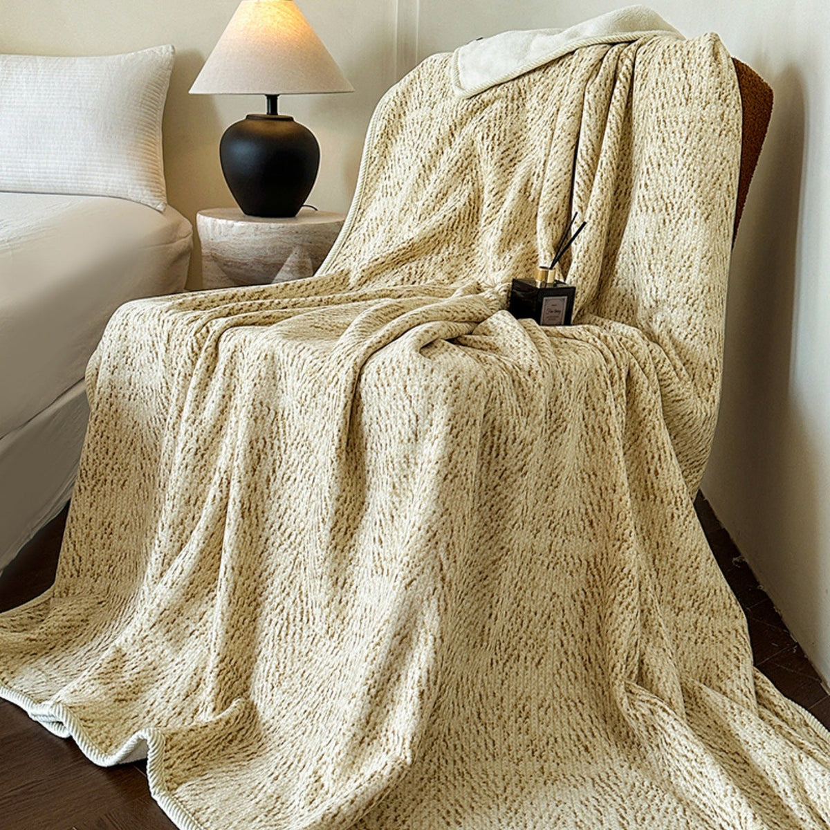 Textured Knit Fleece Blanket LoungeYard — product view 6