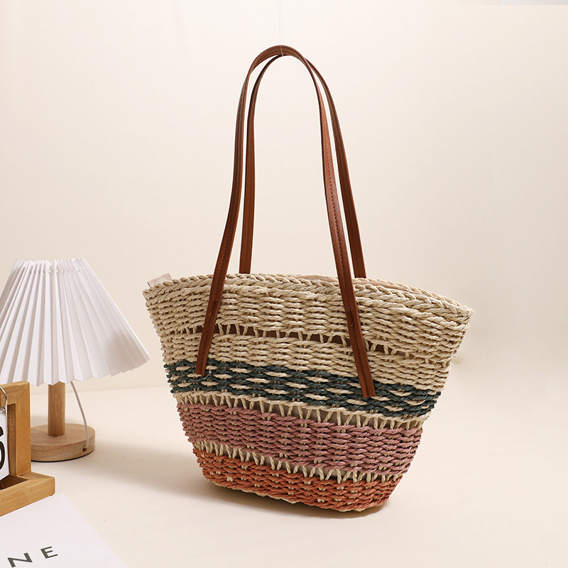 Stylish basket bag with sturdy leather handles LoungeYard — product view 3