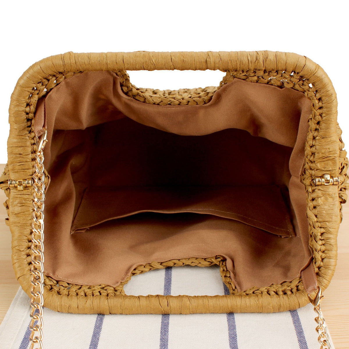Braided handbag with elegant chain strap LoungeYard — product view 5