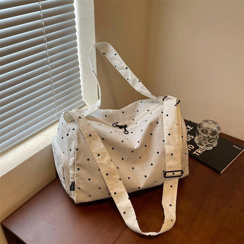 Lightweight Multi-Pocket Travel Duffel Bag LoungeYard — product view 7