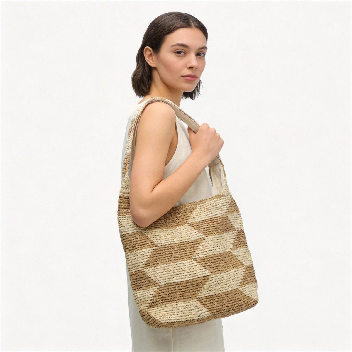 Stylish handbag made of natural weave LoungeYard — product view 1