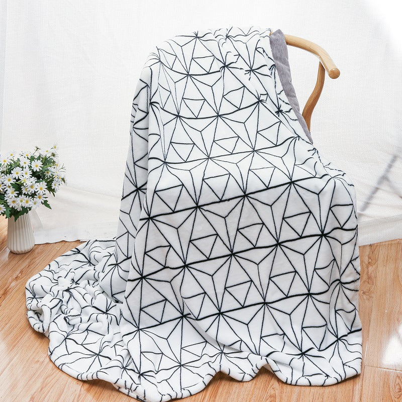 Geometric Pattern Cozy Throw Blanket — product view 2