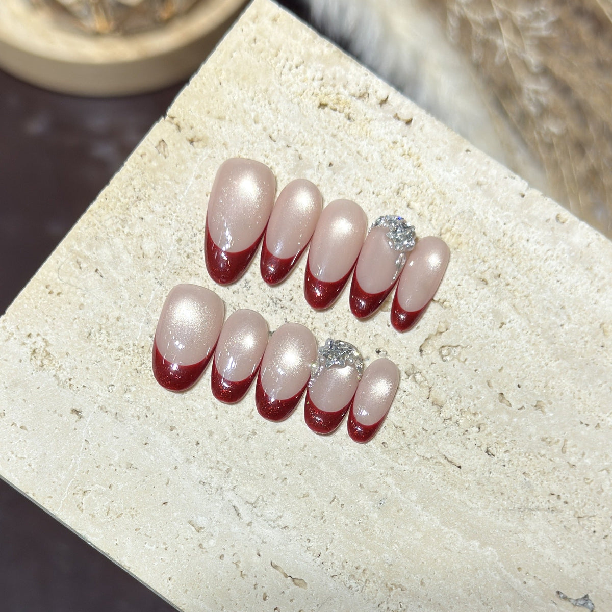 Premium Glitter Ombre Press-On Nails — product view 3