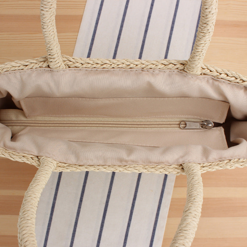 Handbag Made of Durable Natural Woven Material LoungeYard — product view 3