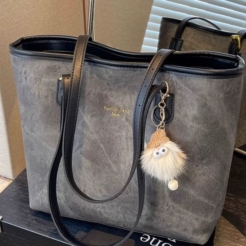 Stylish Canvas Tote Bag LoungeYard — product view 2