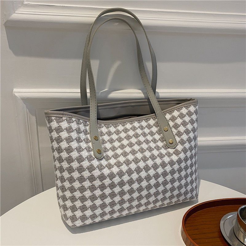 Decorative Woven Tote Bag LoungeYard — product view 7