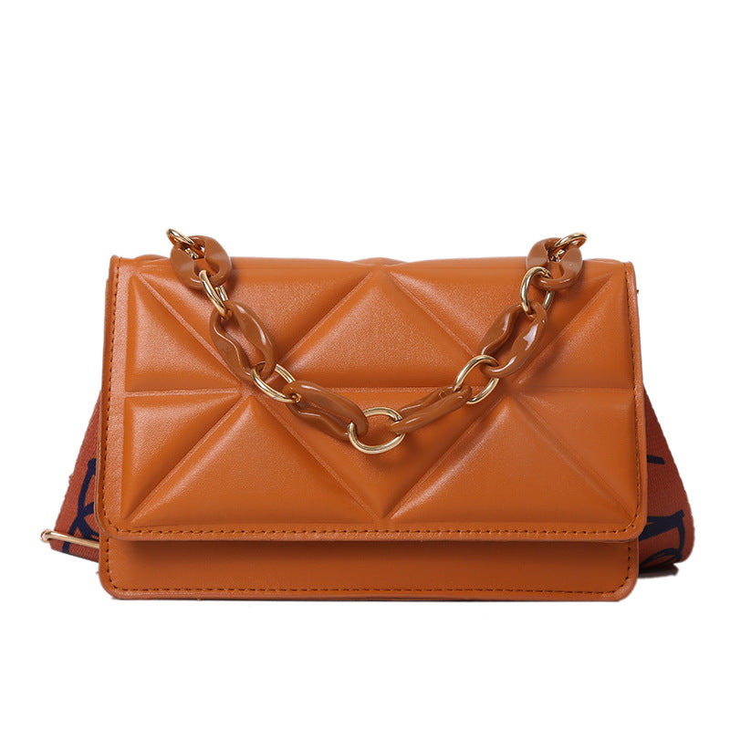 WoElegant Quilted Handheld Clutch LoungeYard — product view 6