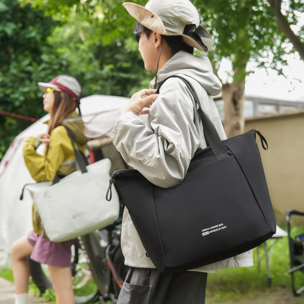 Multi-Purpose Urban Leisure Tote Bag LoungeYard — product view 2