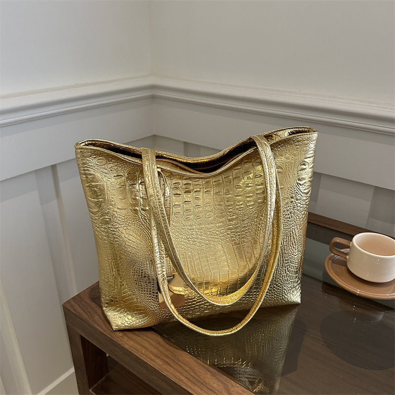 Elegant Crocodile-Pattern Tote Bag — product view 3