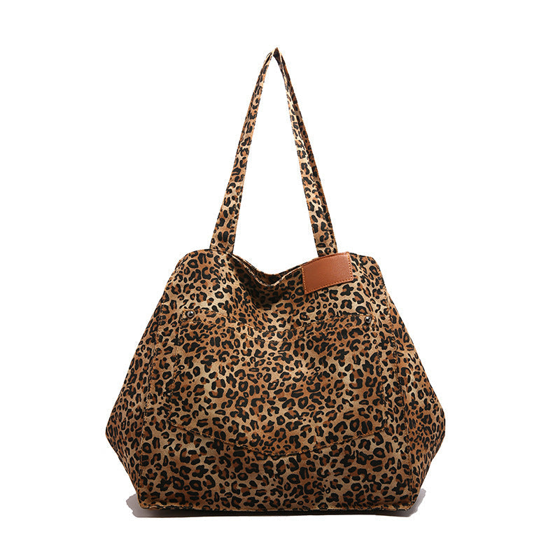 WoTrendy Large Capacity Utility Tote Bag LoungeYard — product view 5