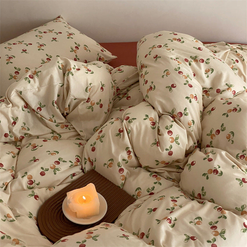 Patterned duvet cover and pillowcase set — product view 4