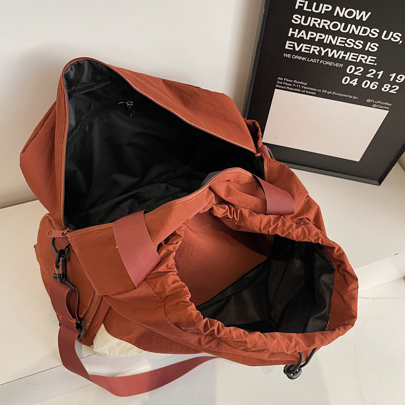 Lightweight Multi-Purpose Duffel Bag LoungeYard — product view 4