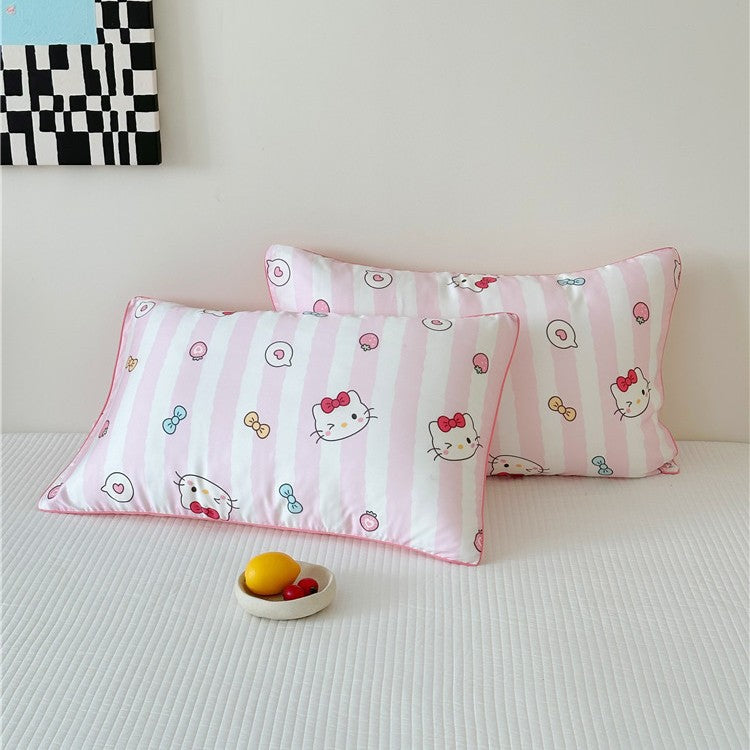 Children's pillowcase set made of cotton satin with panda print and checked design LoungeYard — product view 3