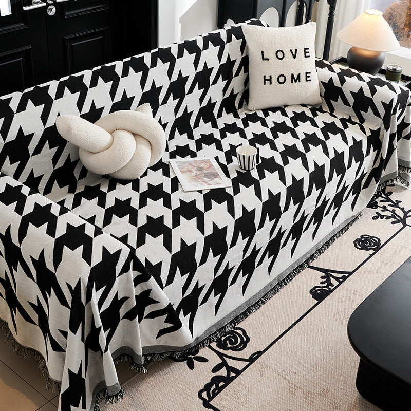 Cozy Houndstooth Throw Blanket — product view 2