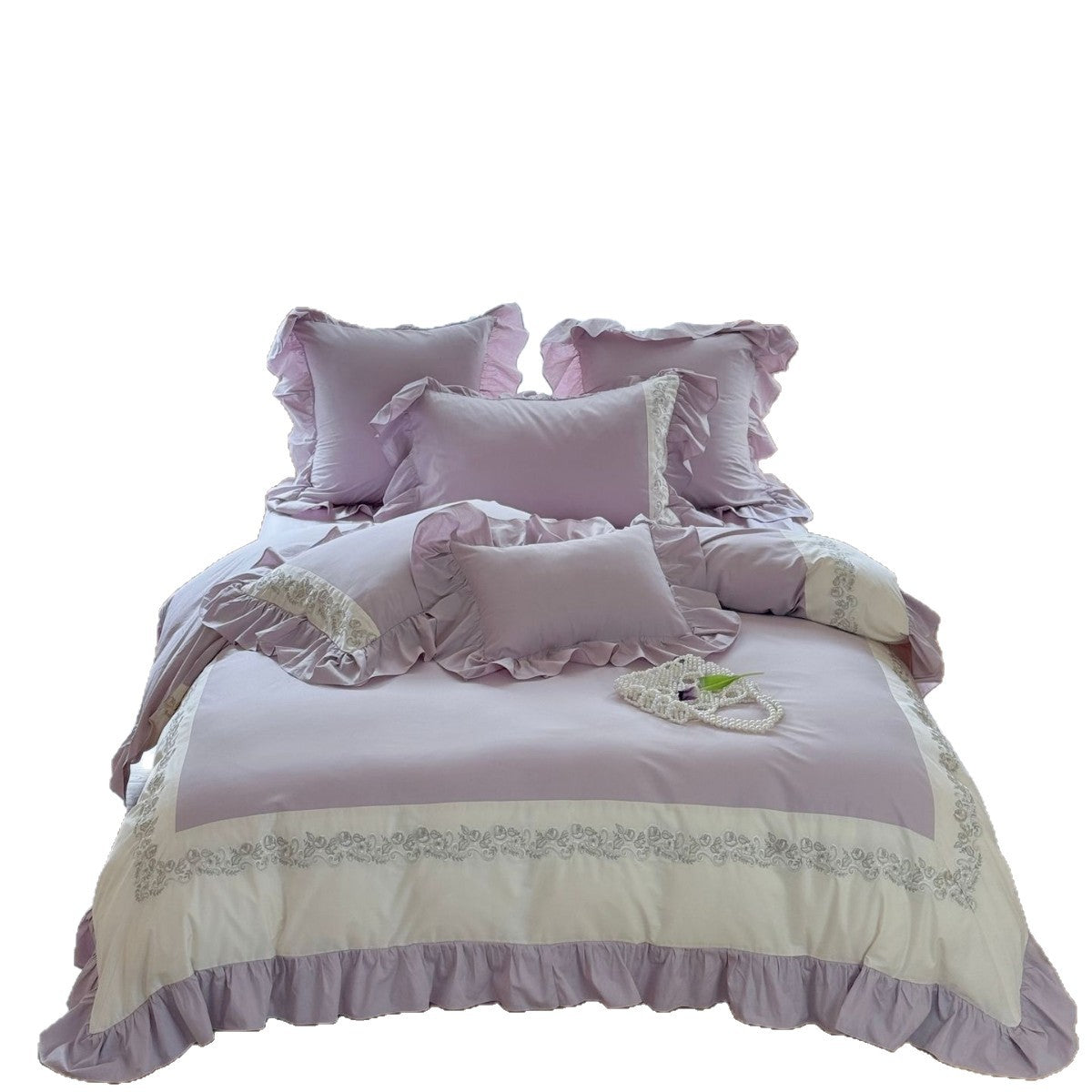 Designer bed linen set with ruffle hem and fine border embroidery — product view 5