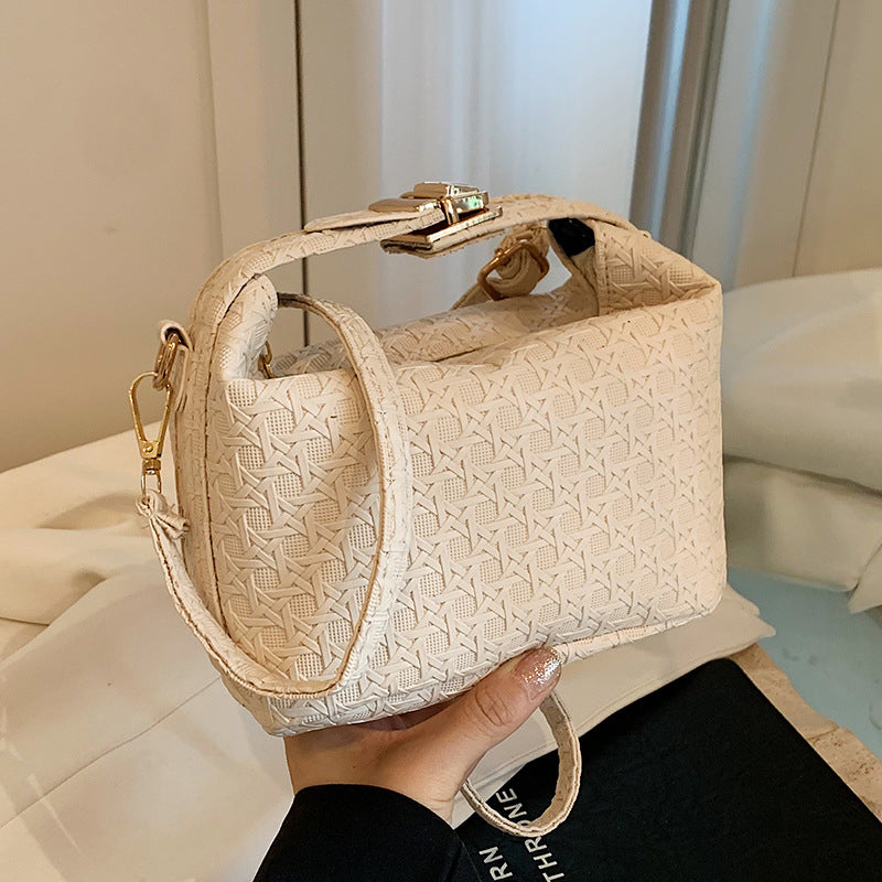Woven Handheld Bag — product view 3