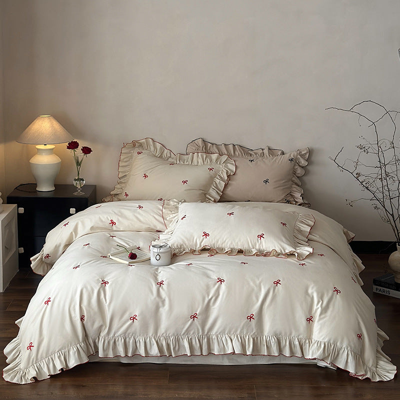 Luxurious bed linen set with ruffles and embroidered bows — product view 5