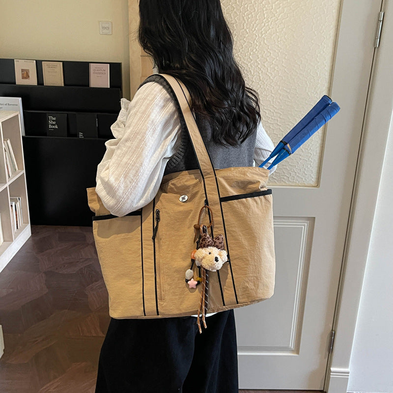 Practical Weekend Bag LoungeYard — product view 1