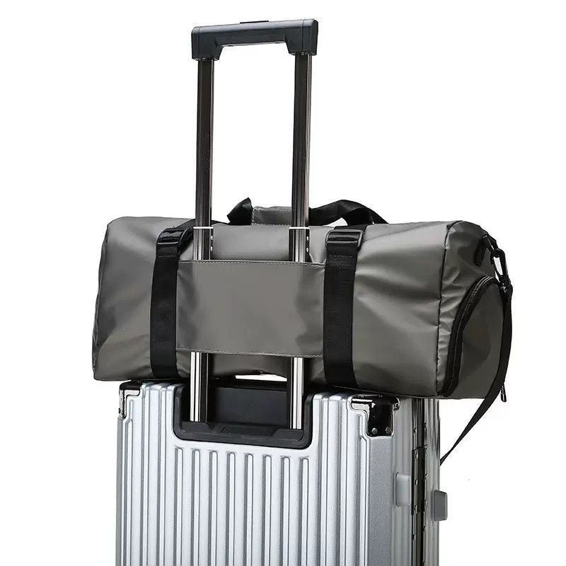 Travel bag with integrated trolley attachment system LoungeYard — product view 2