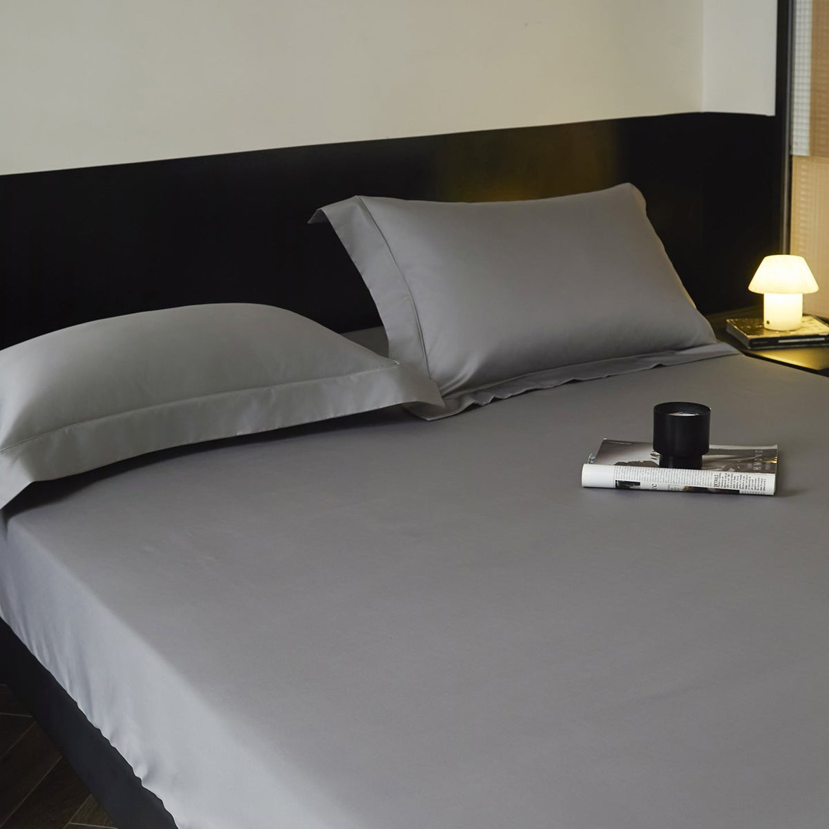 Premium bedding set with fitted sheet and Oxford pillowcases — product view 6