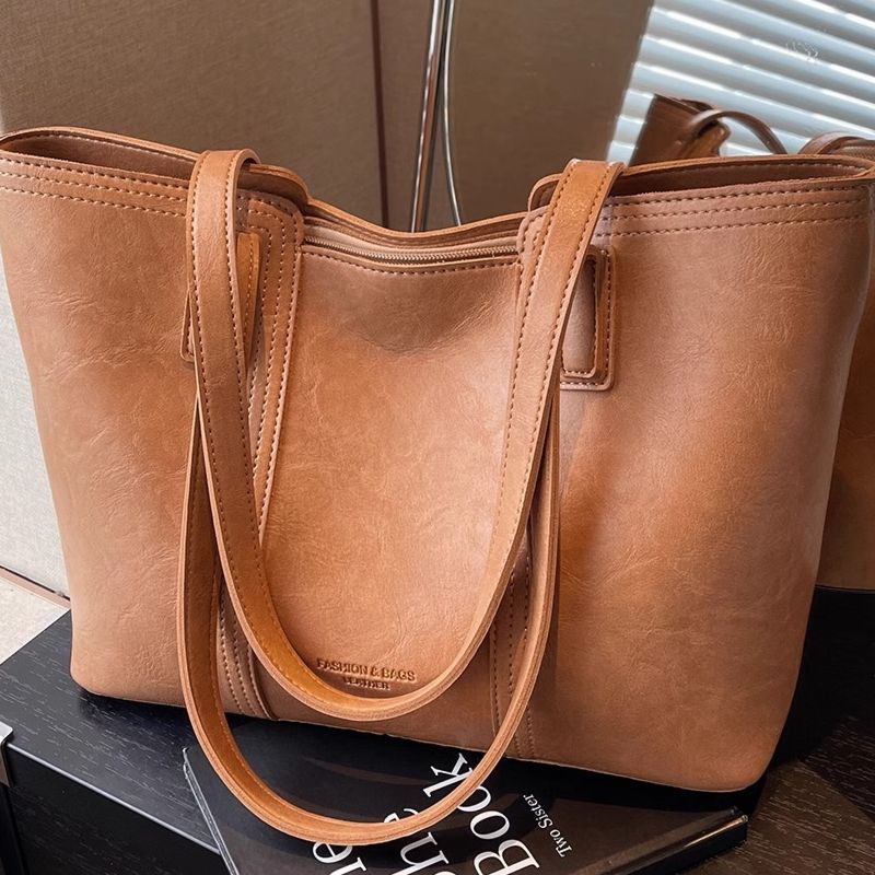 Structured Casual Tote Bag LoungeYard — product view 4